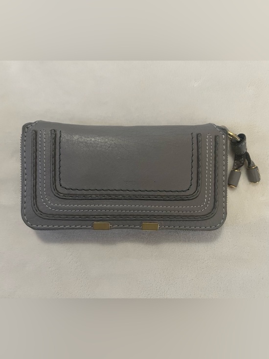 Chloe Accessories - 🩷 CHLOÉ Marcie long zippered wallet grained calfskin - Great
Condition🩷